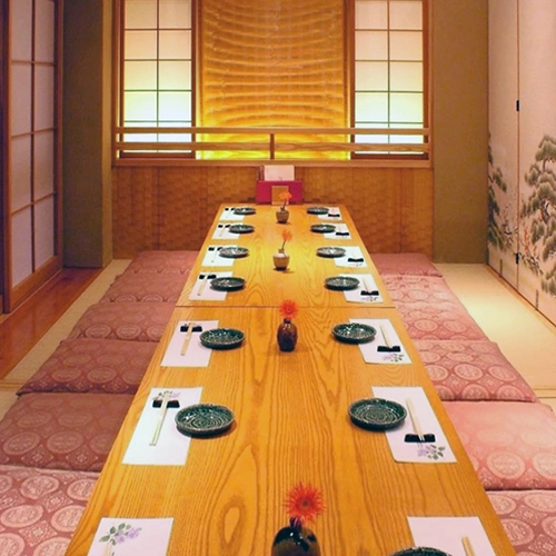 熊本 馬刺し 安坐